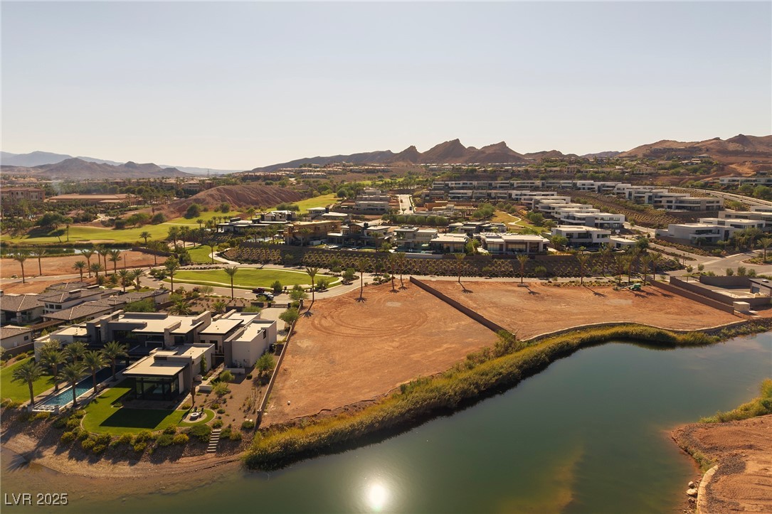 6 Sunrise Beach Circle