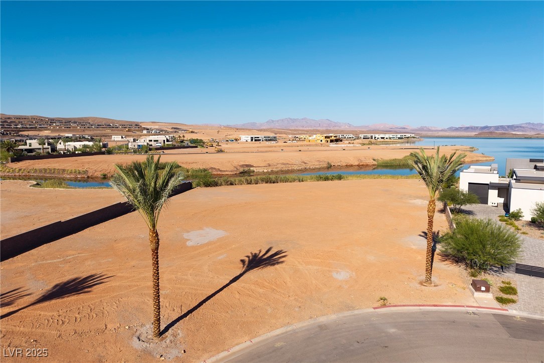 6 Sunrise Beach Circle