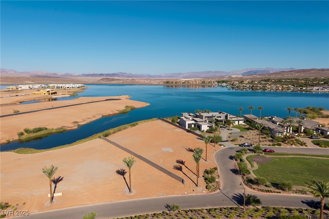 6 Sunrise Beach Circle