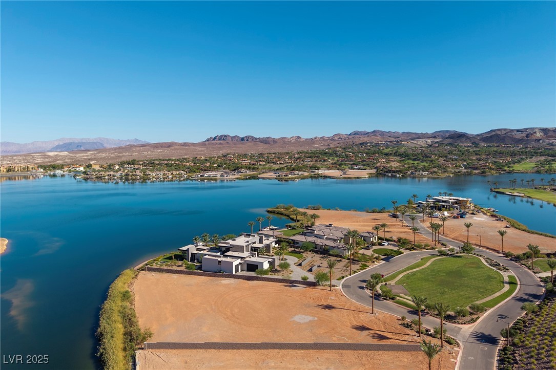 6 Sunrise Beach Circle