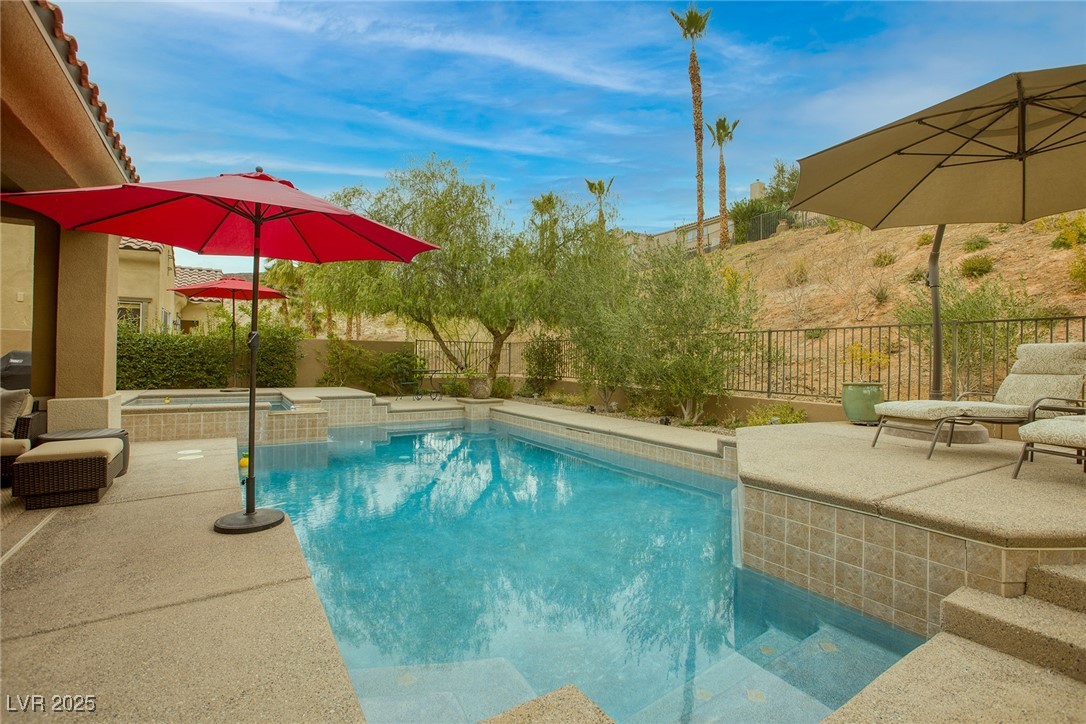 8 VILLA MARSALA Court