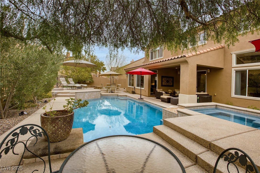 8 VILLA MARSALA Court