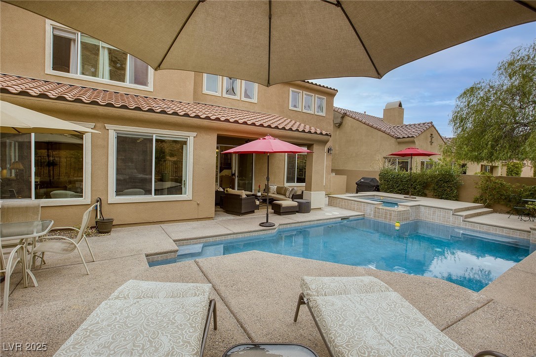 8 VILLA MARSALA Court