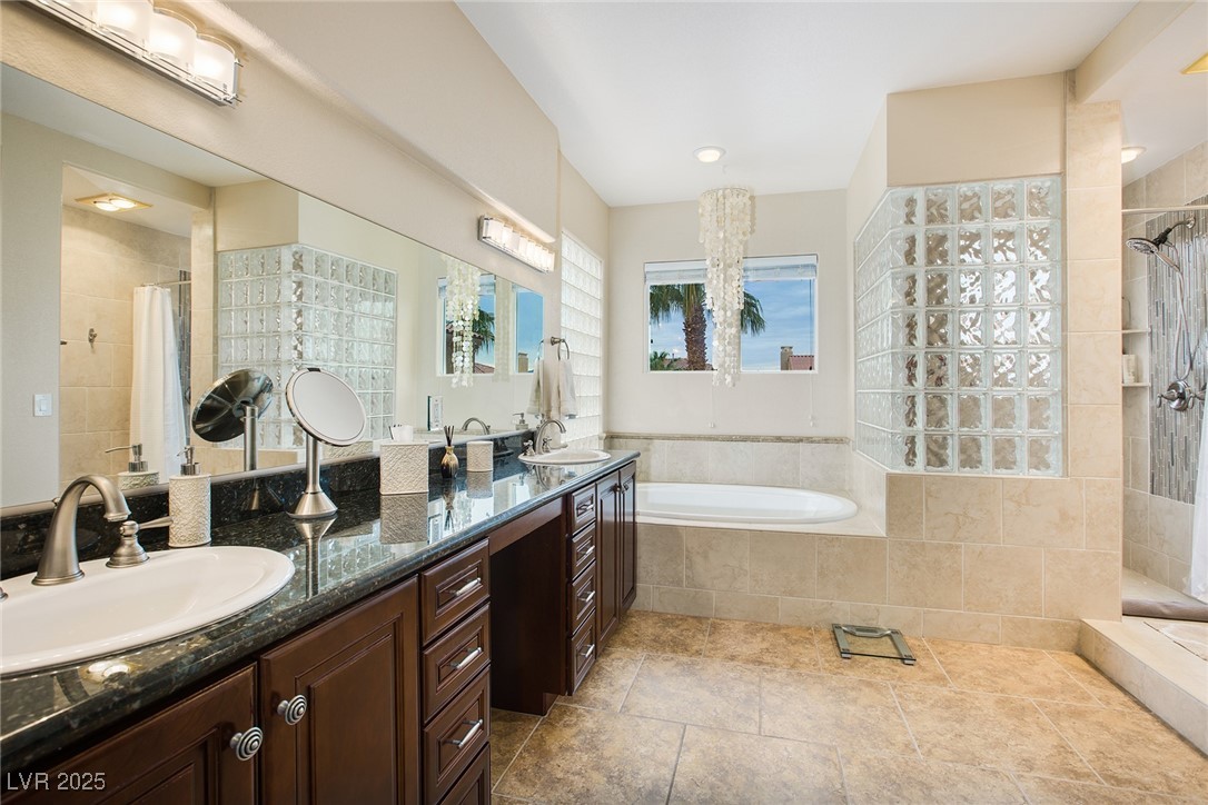 8 VILLA MARSALA Court