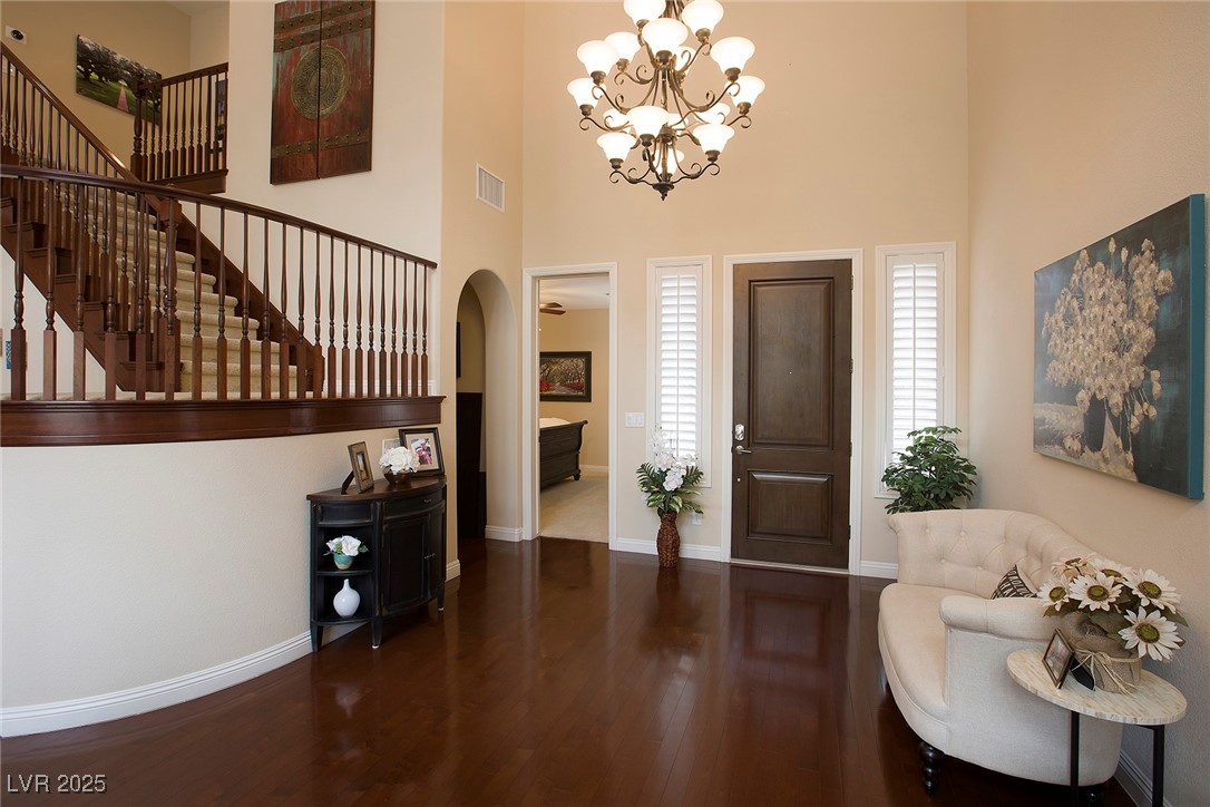 8 VILLA MARSALA Court