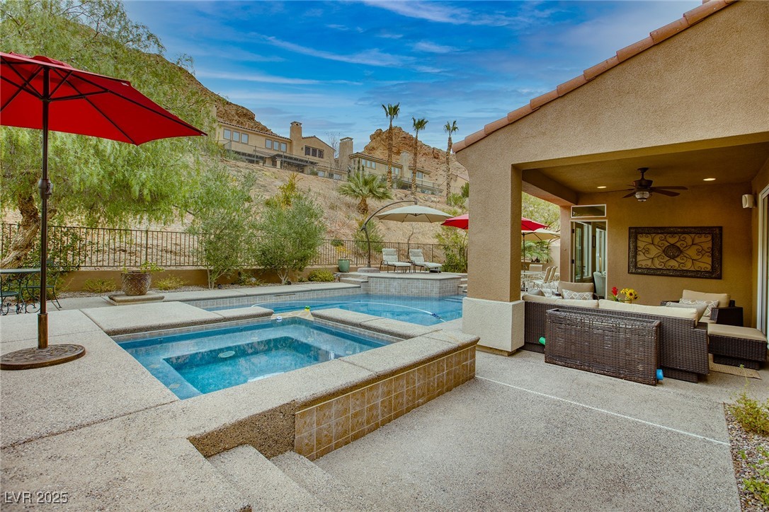 8 VILLA MARSALA Court