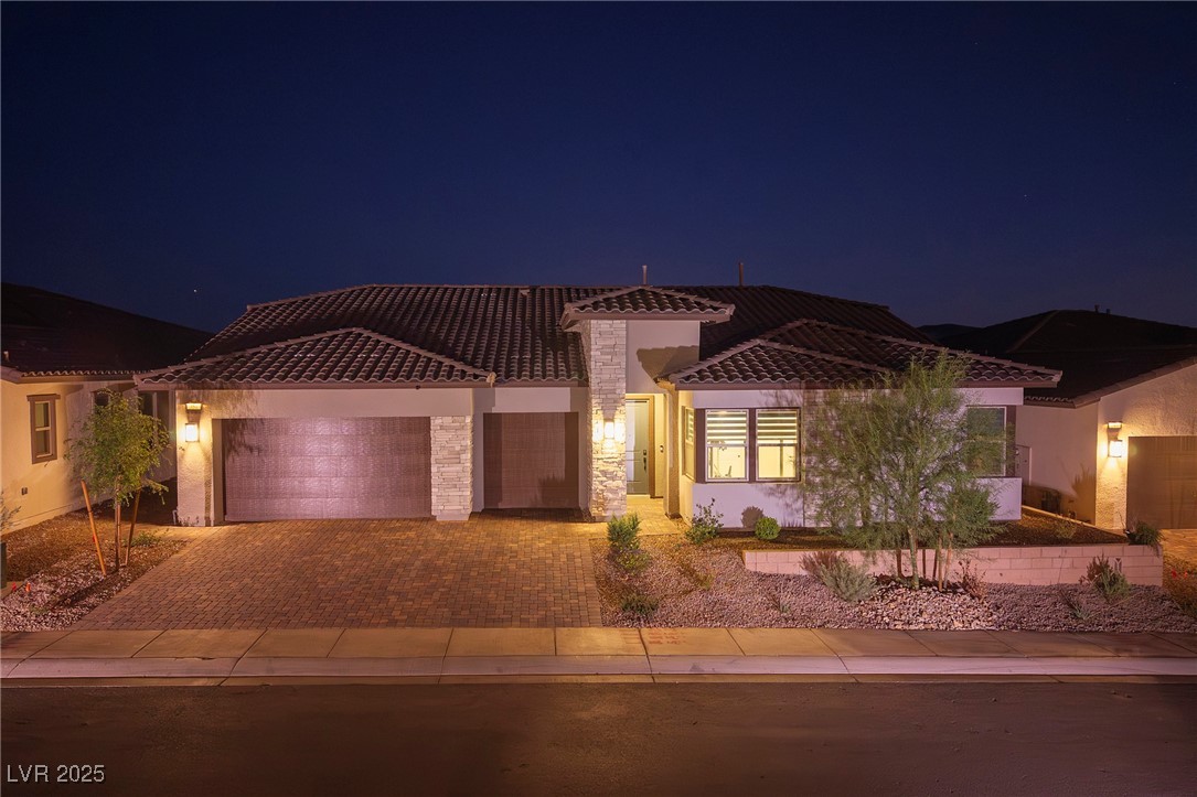 351 Tigullio Avenue