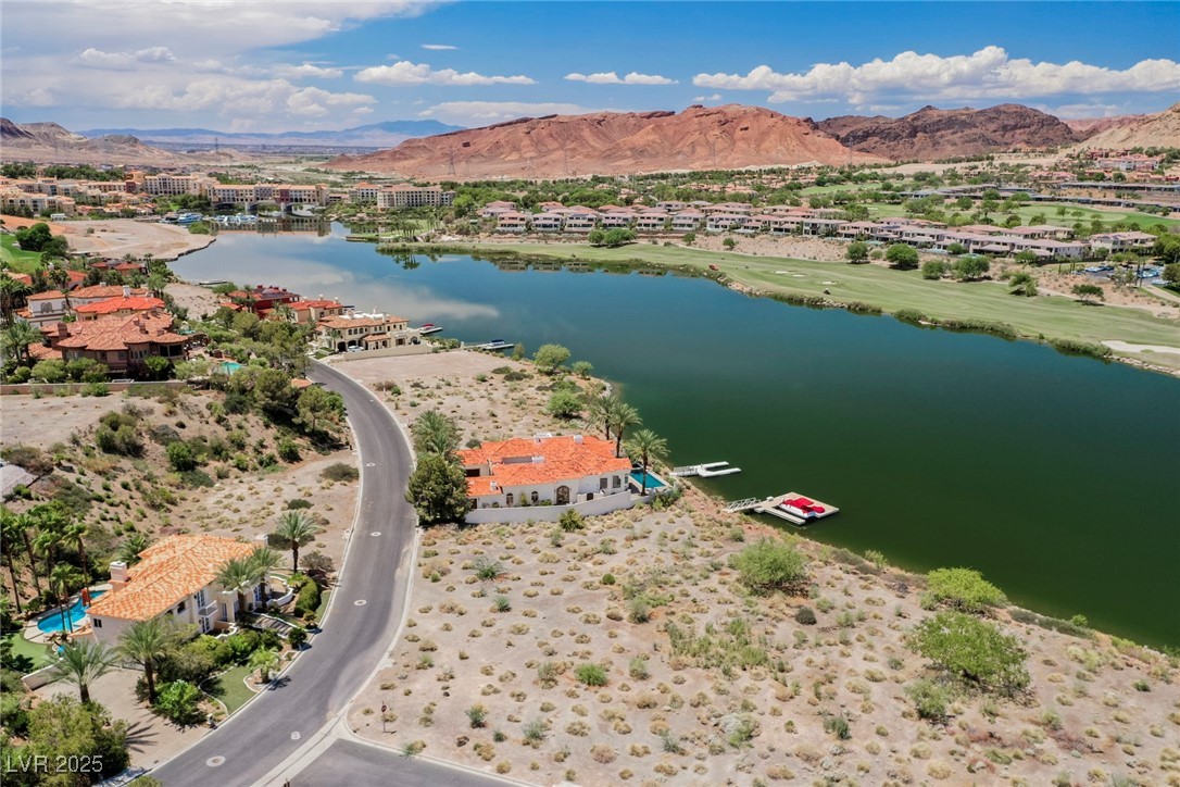 22 Grand Corniche Drive