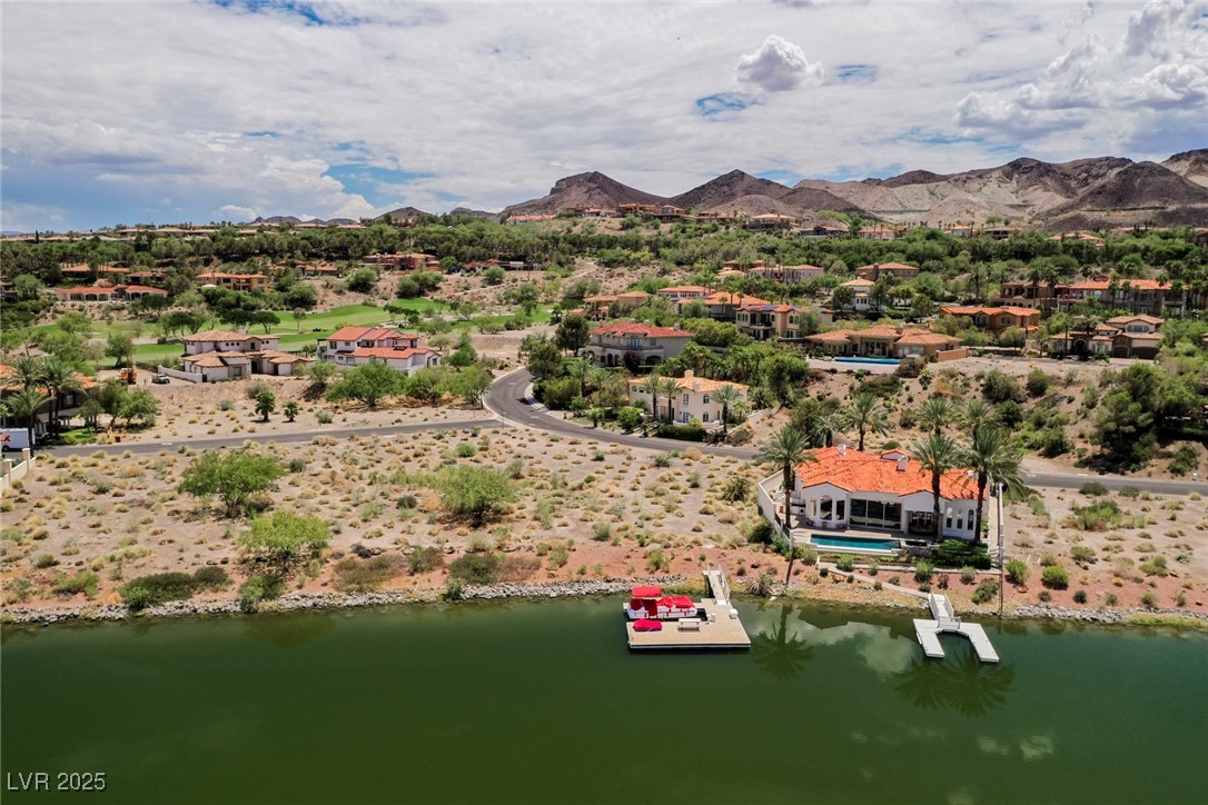 22 Grand Corniche Drive