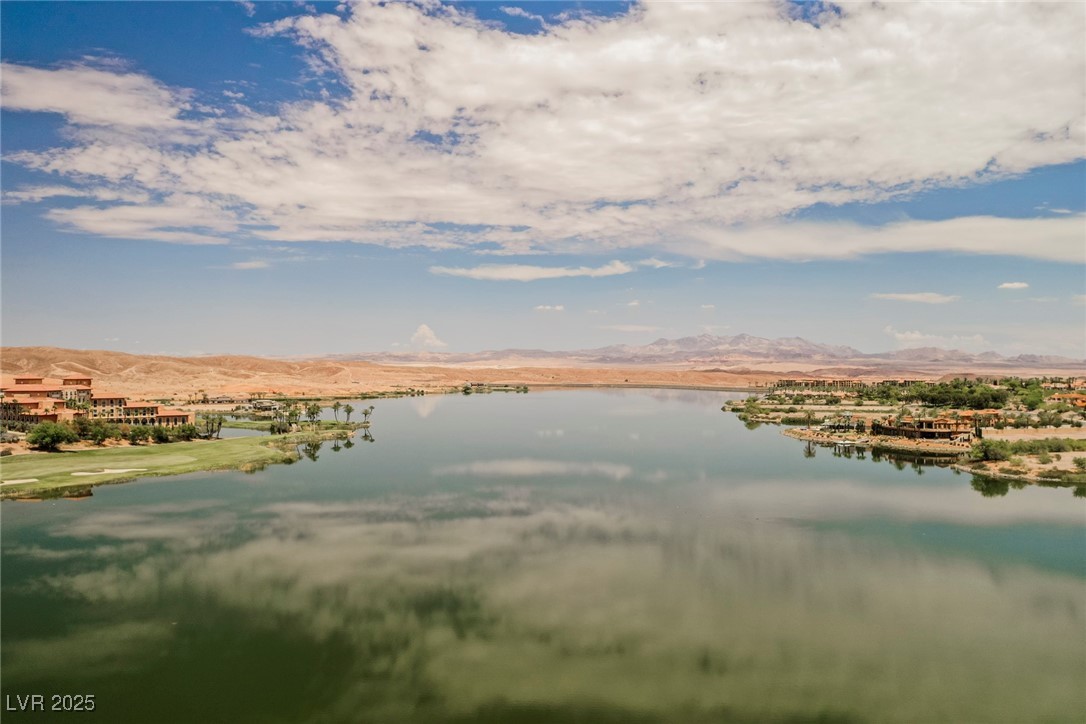 22 Grand Corniche Drive