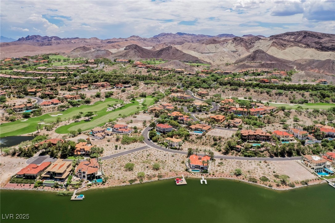 22 Grand Corniche Drive