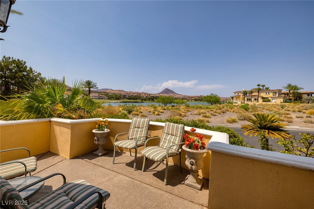 21 Grand Corniche Drive