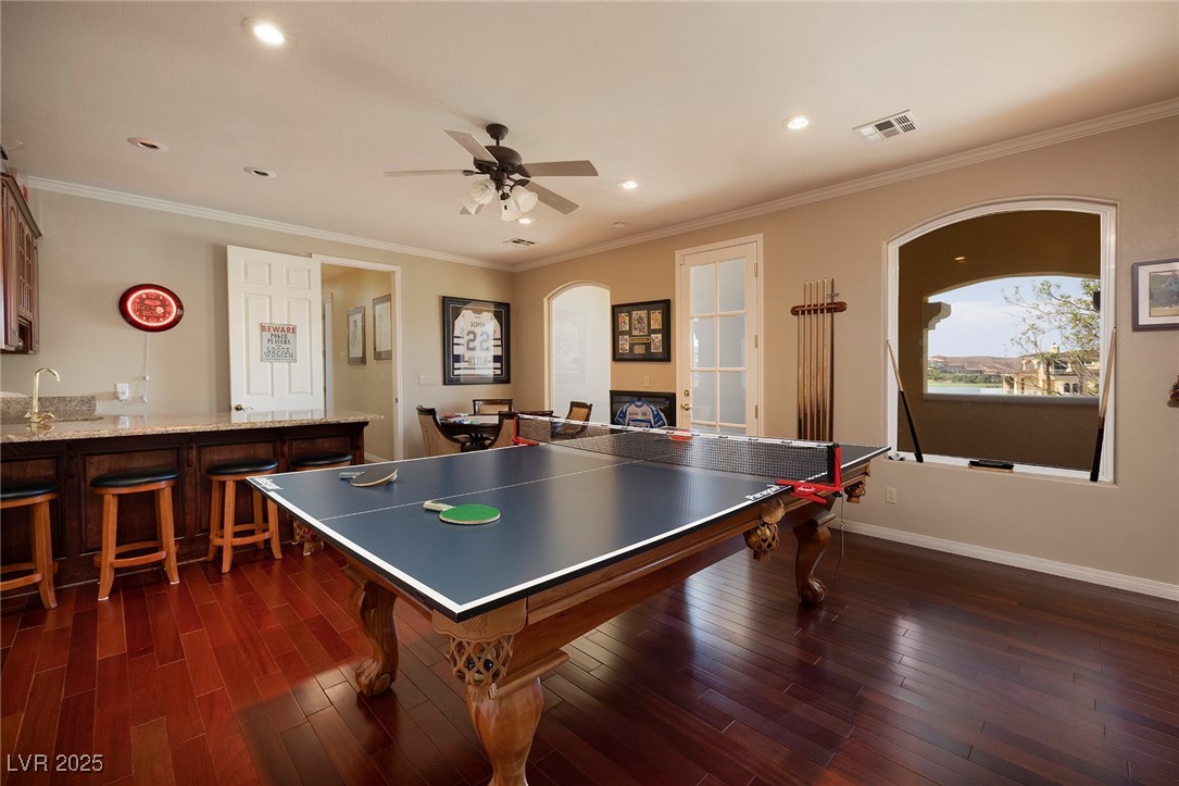 21 Grand Corniche Drive