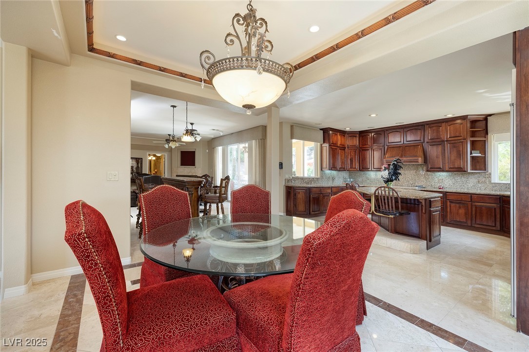 21 Grand Corniche Drive