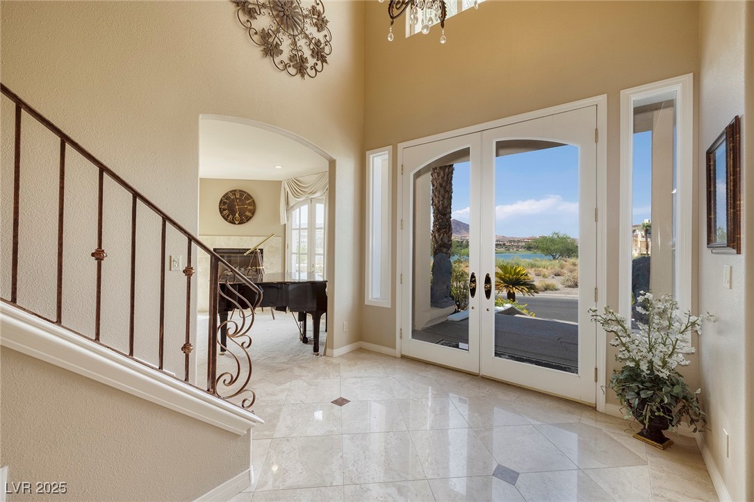 21 Grand Corniche Drive