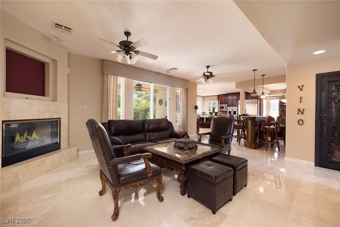 21 Grand Corniche Drive
