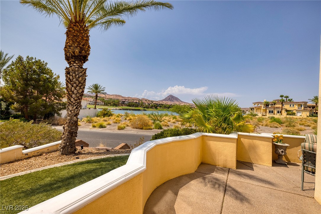 21 Grand Corniche Drive