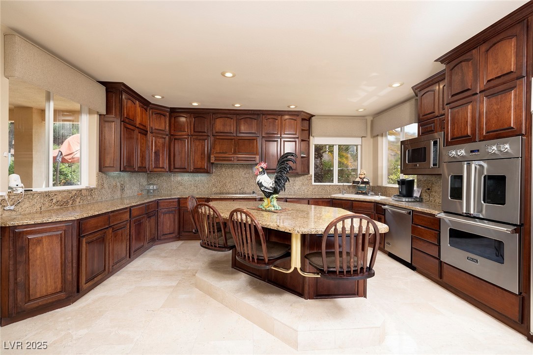 21 Grand Corniche Drive