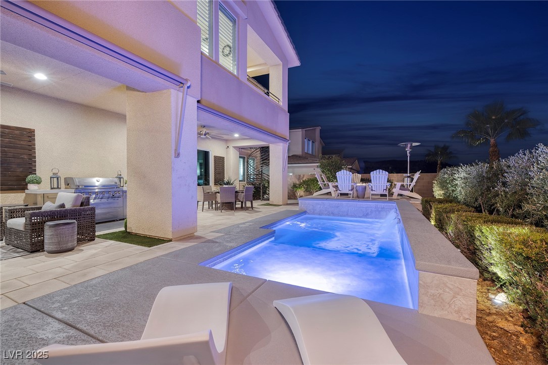 7 Hilltop Crest Street