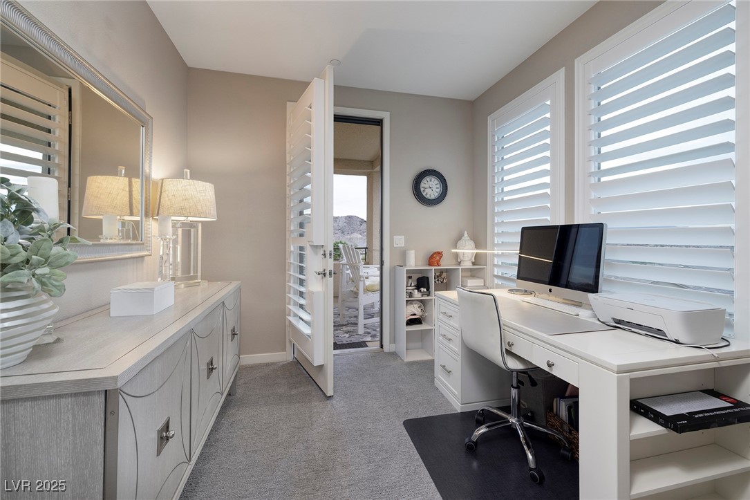 7 Hilltop Crest Street