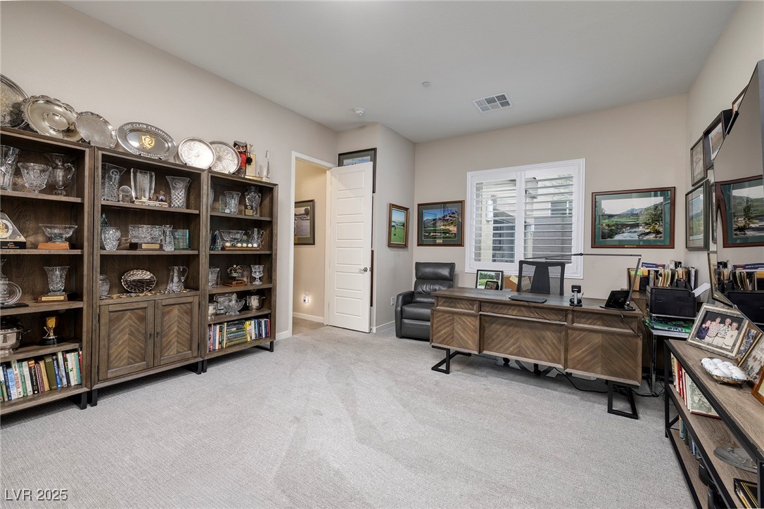 7 Hilltop Crest Street