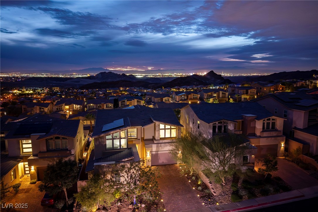 7 Hilltop Crest Street