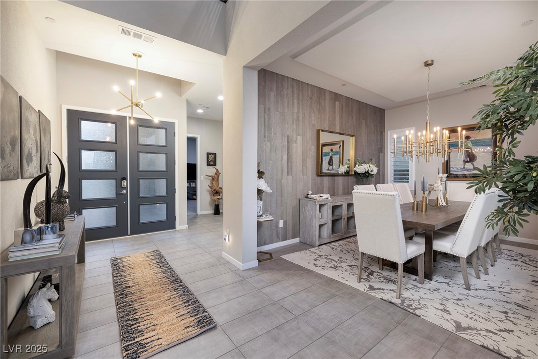 7 Hilltop Crest Street