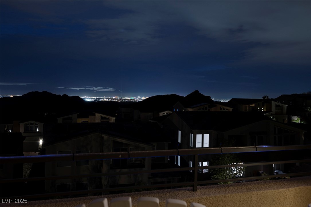 7 Hilltop Crest Street