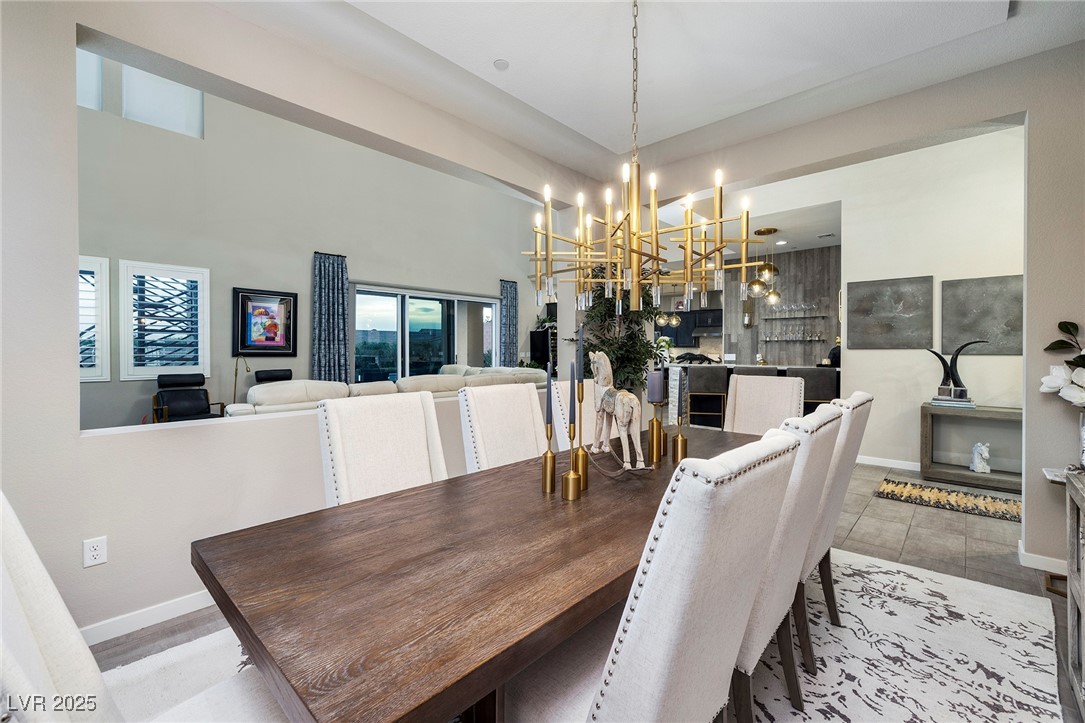 7 Hilltop Crest Street