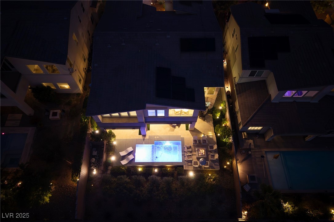 7 Hilltop Crest Street