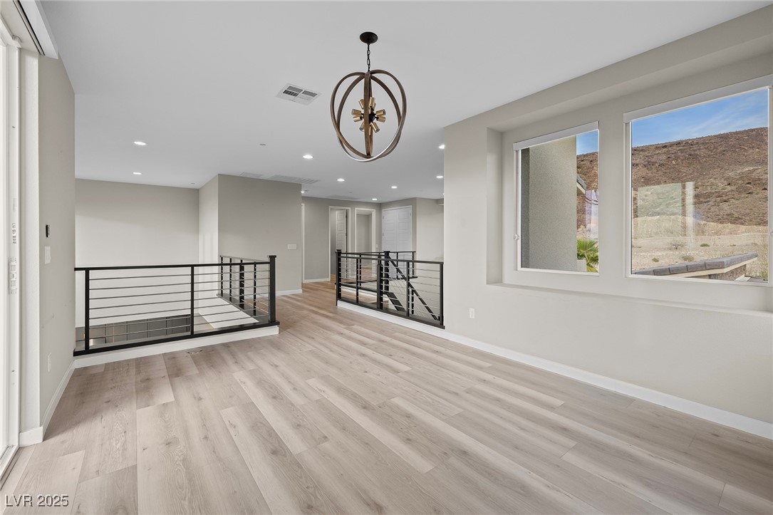 19 Hilltop Crest Street