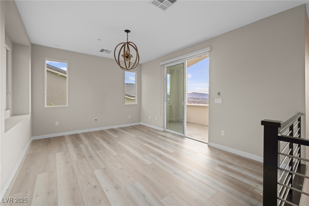 19 Hilltop Crest Street