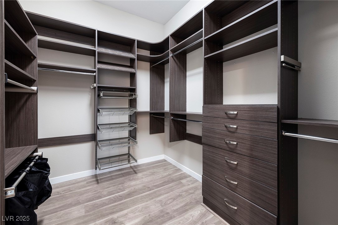 19 Hilltop Crest Street