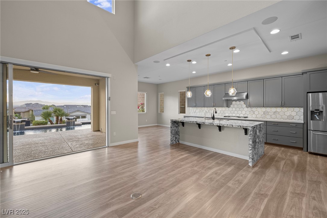 19 Hilltop Crest Street