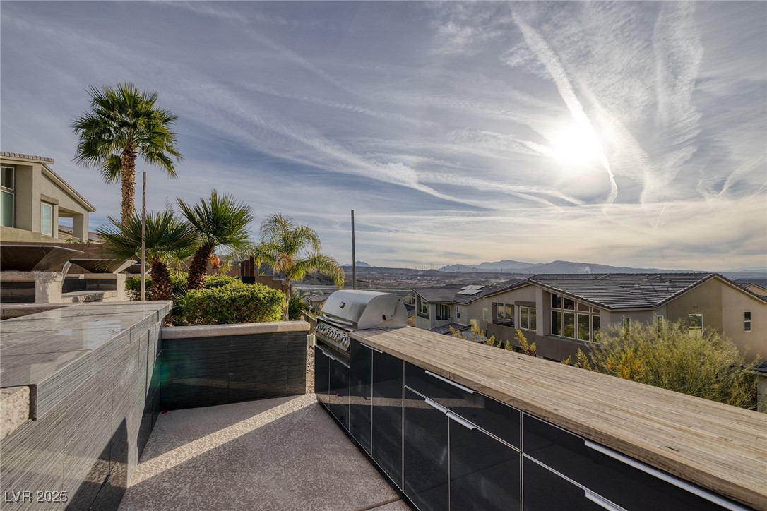 19 Hilltop Crest Street