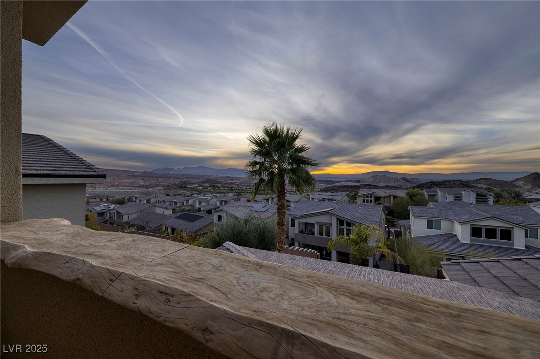 19 Hilltop Crest Street