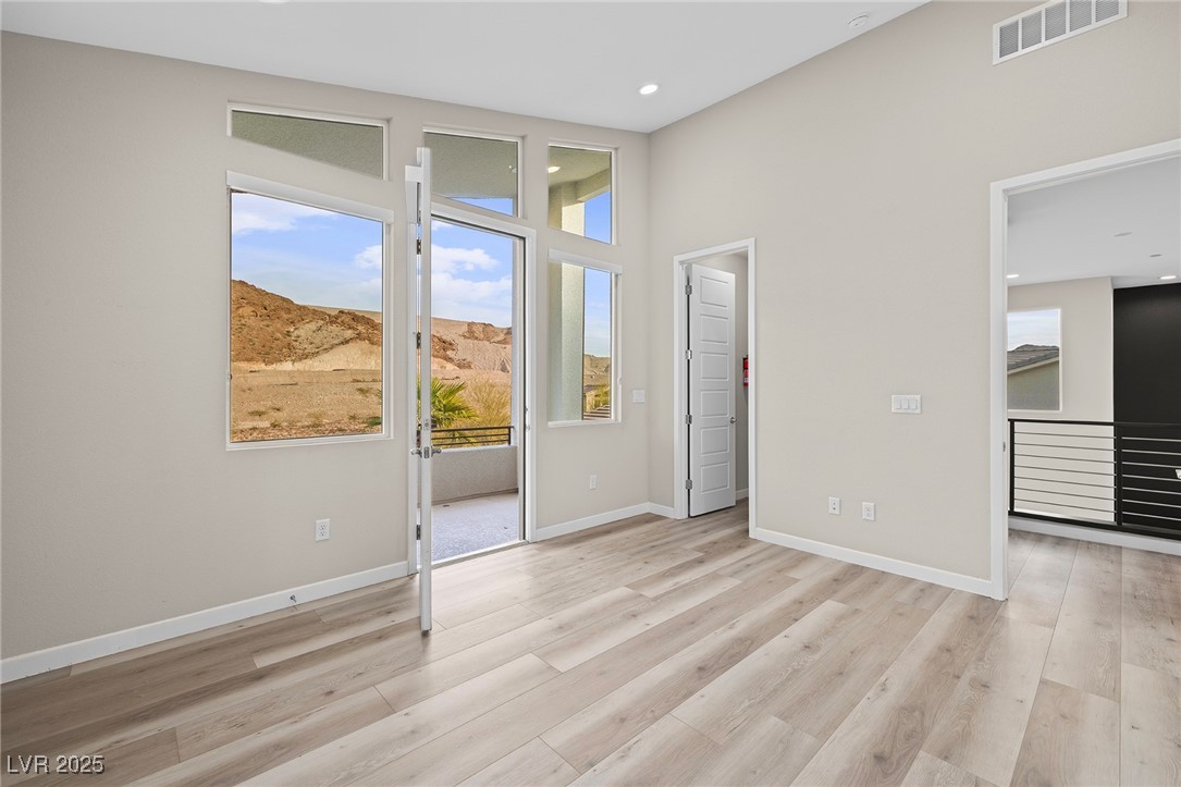 19 Hilltop Crest Street