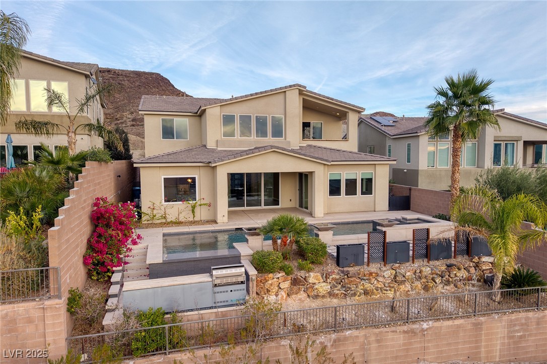 19 Hilltop Crest Street