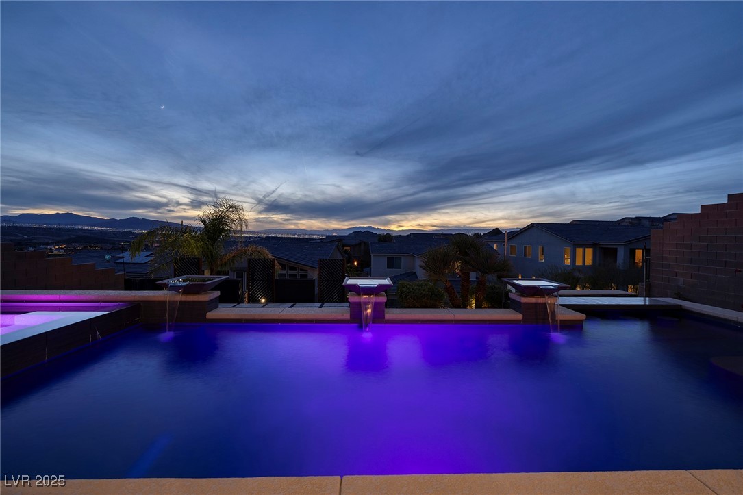 19 Hilltop Crest Street