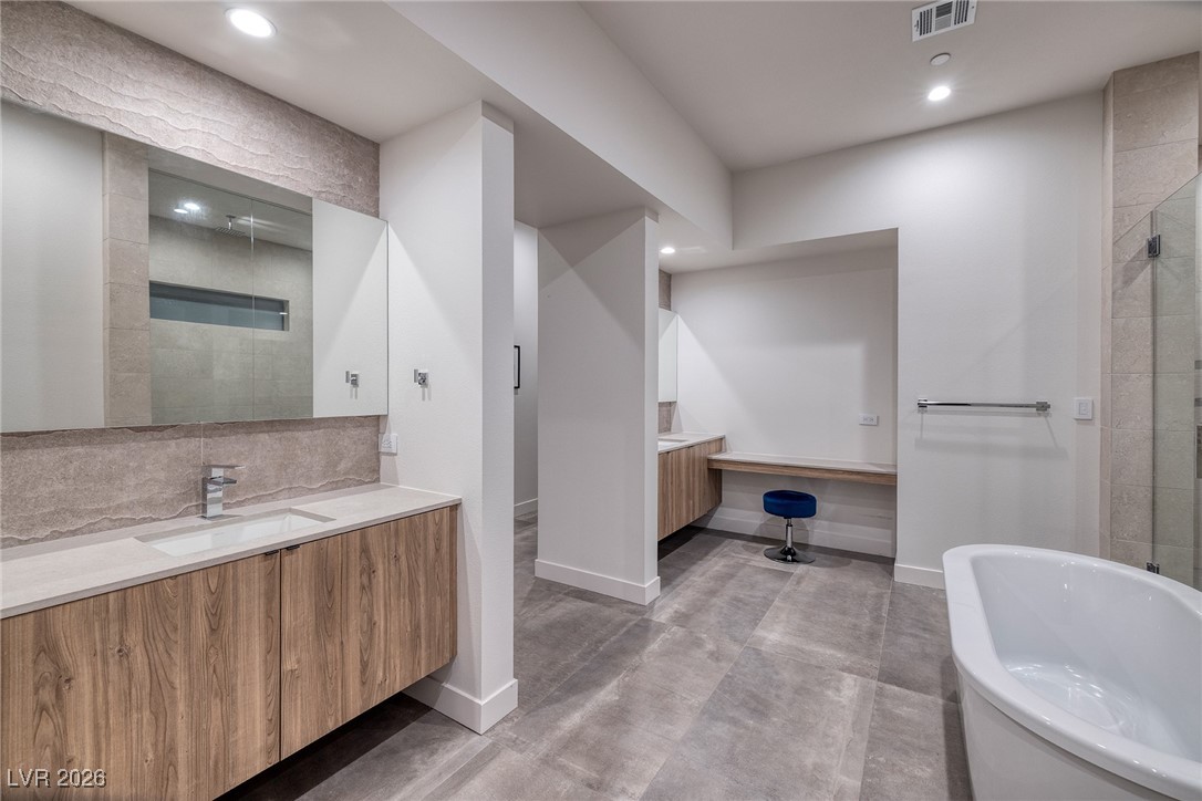 25 Falling Ridge Lane