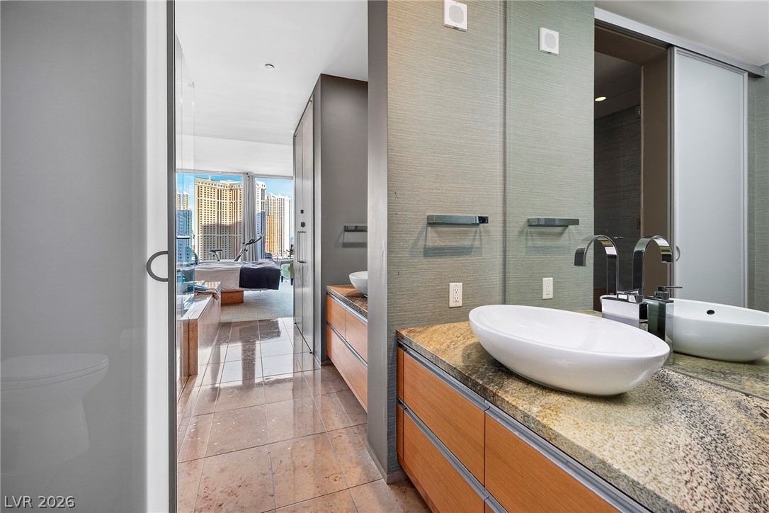 3722 South Las Vegas Boulevard 802