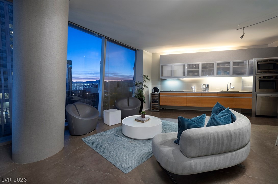 3722 South Las Vegas Boulevard 802