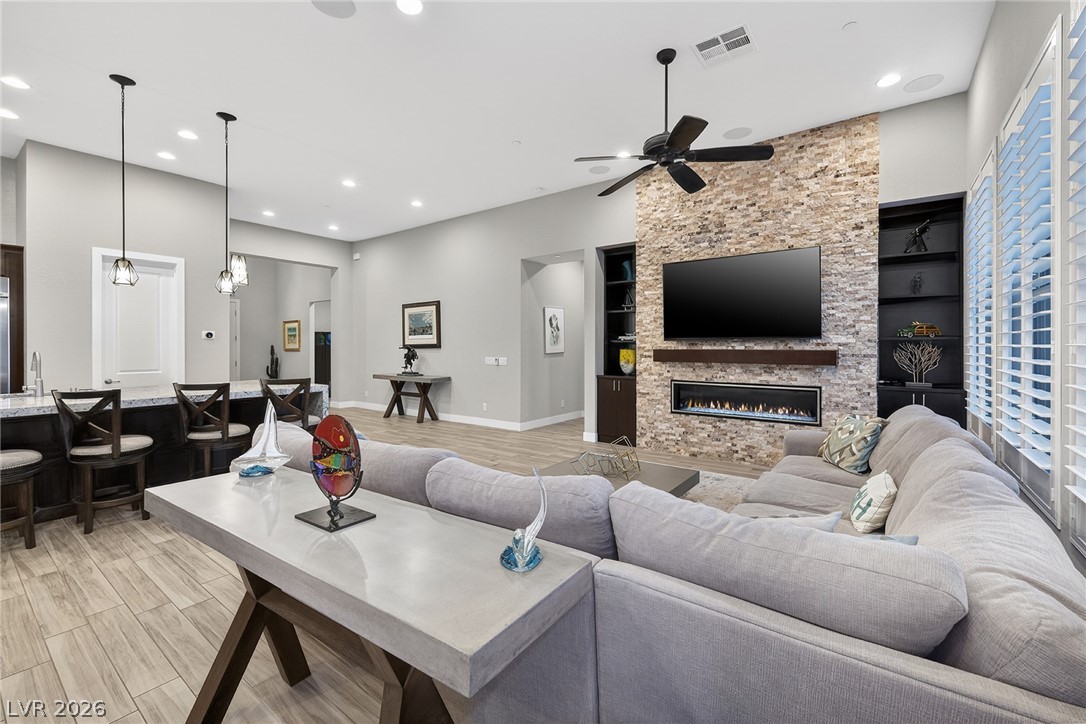 1 Costa Tropical Drive