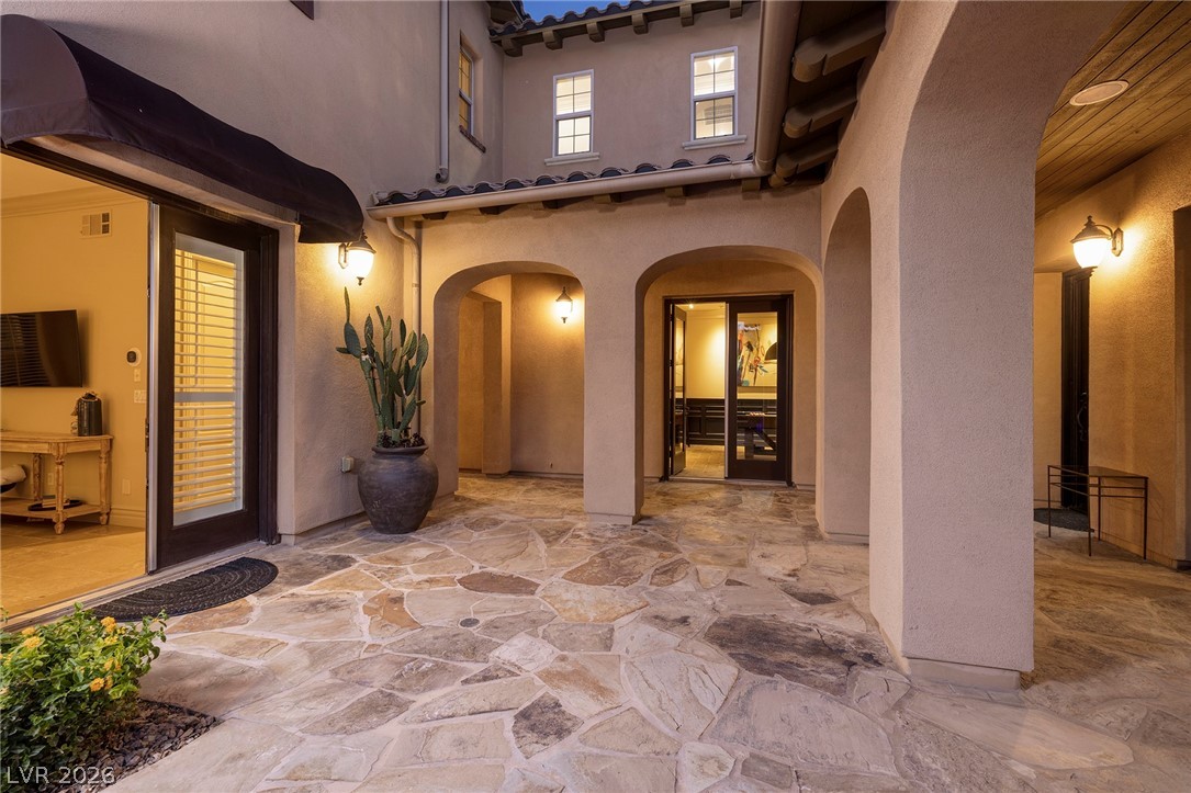 99 Rezzonico Drive