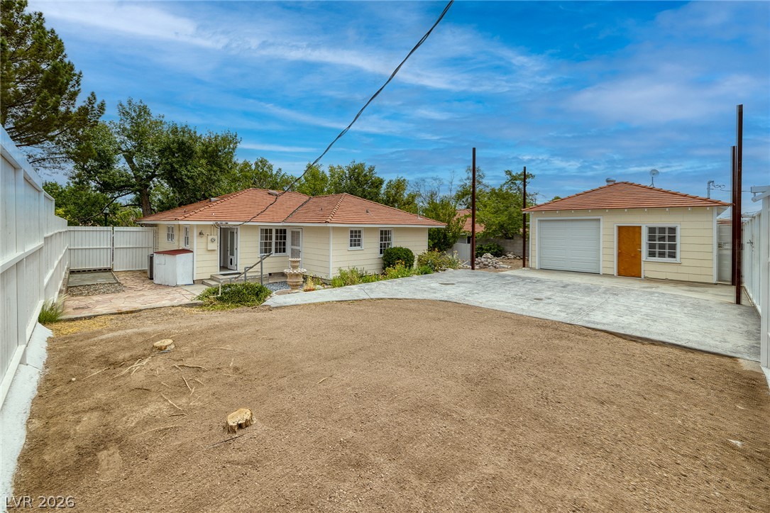 528 Cherry Street