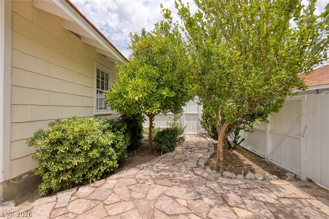 528 Cherry Street