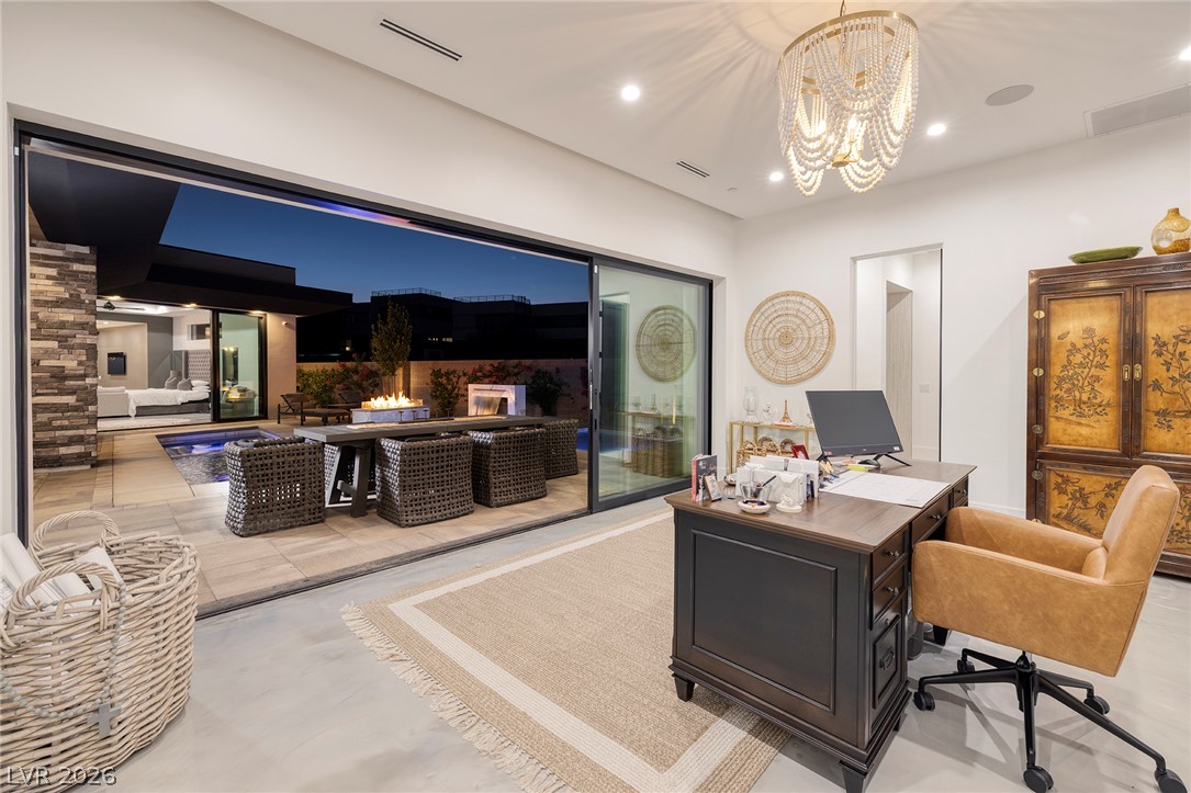 13 Rainbow Point Place
