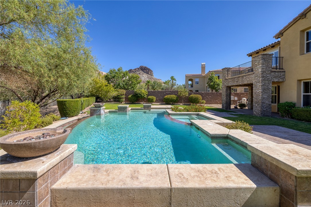 30 Benevolo Drive