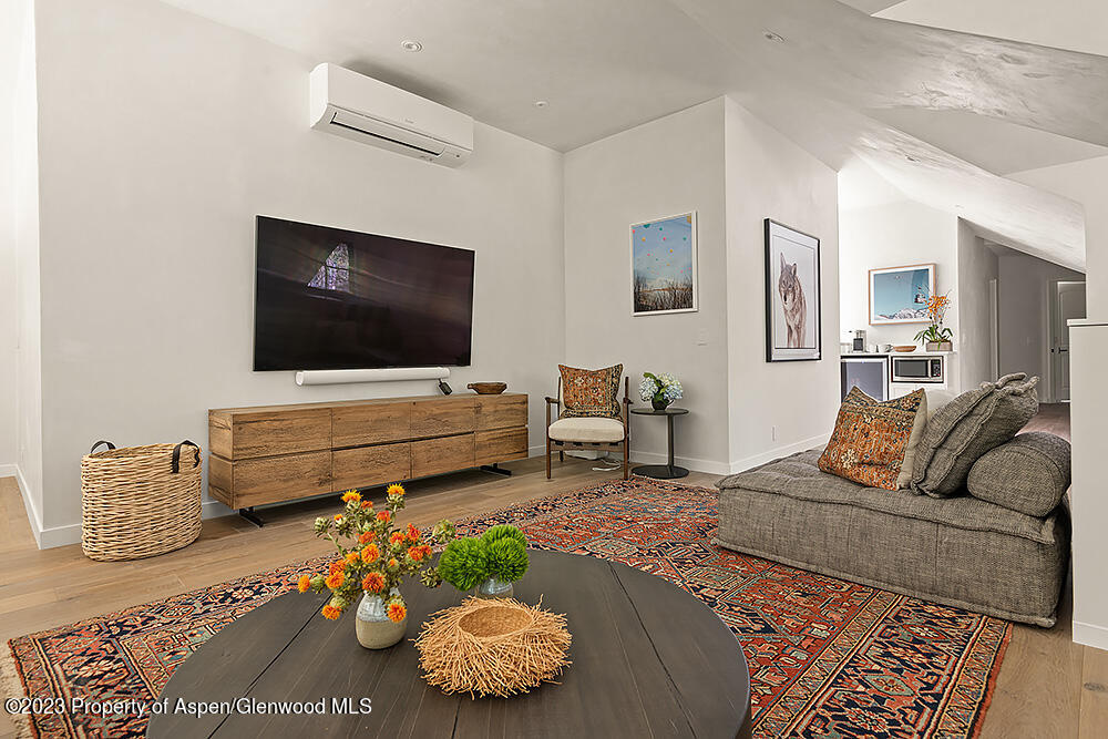 1465 Red Butte Drive