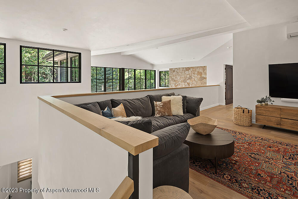 1465 Red Butte Drive